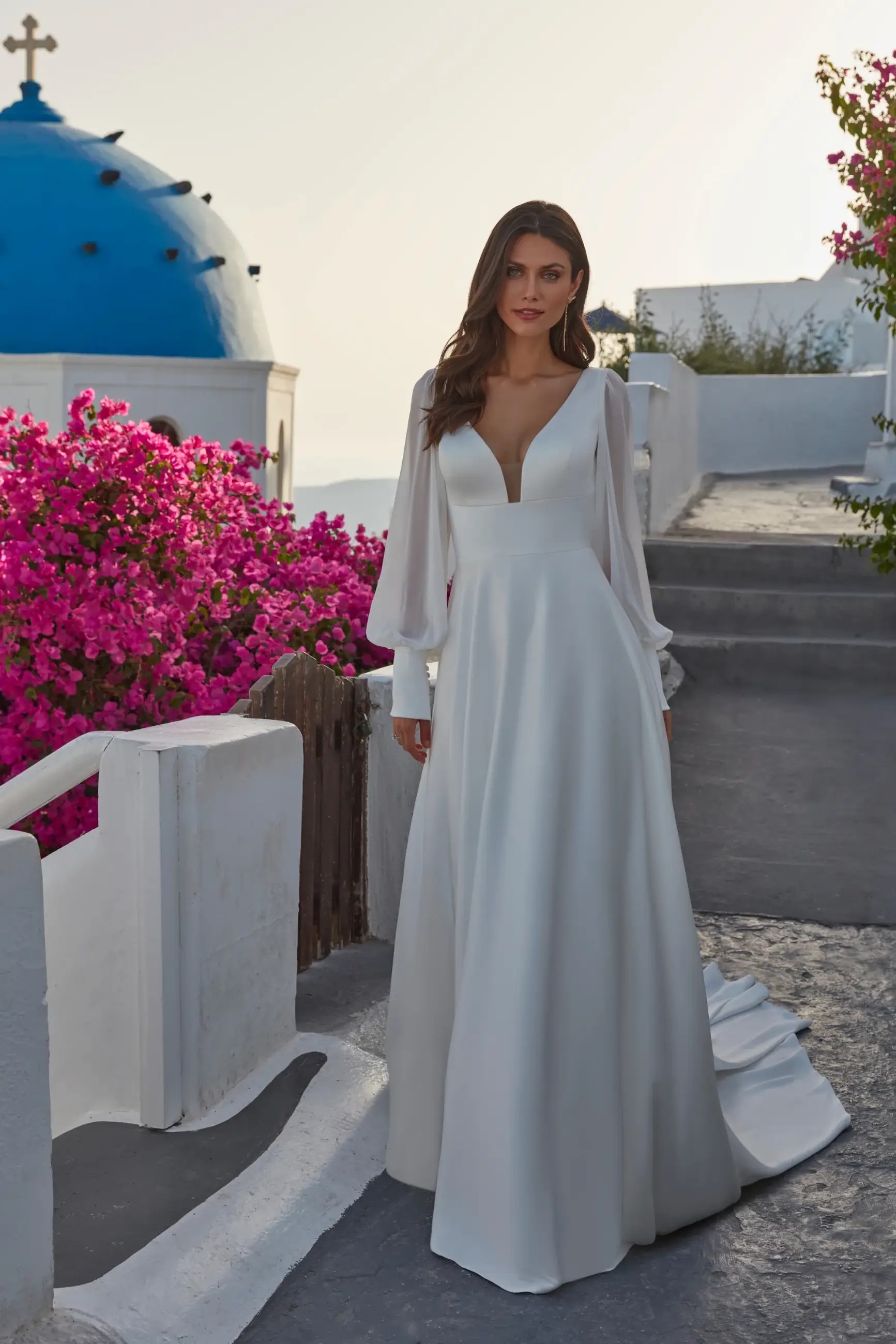 Top Sleeve Trends in 2025 Wedding Dresses Image